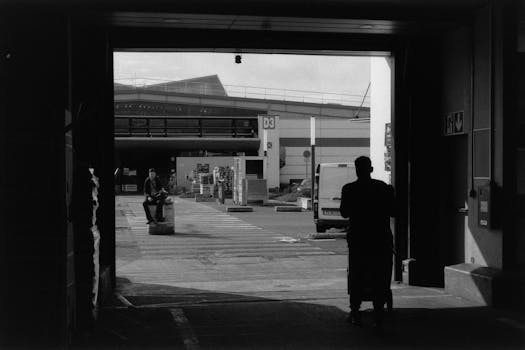 电子行业资金流出榜：聚飞光电、合力泰等净流出资金居前 新闻