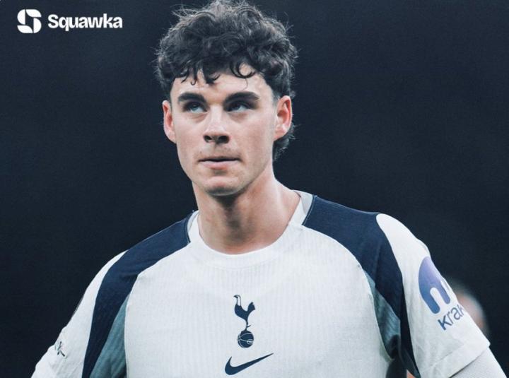  年轻新星闪耀欧冠赛场，阿奇·格雷打破热刺队史纪录。 体育新闻 年轻新星闪耀欧冠赛场，阿奇·格雷打破热刺队史纪录。 体育新闻