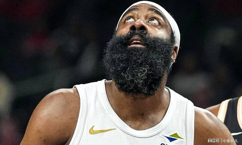  快船交易迷局：为何"降龄升级"反而成了战术负担？ 体育新闻